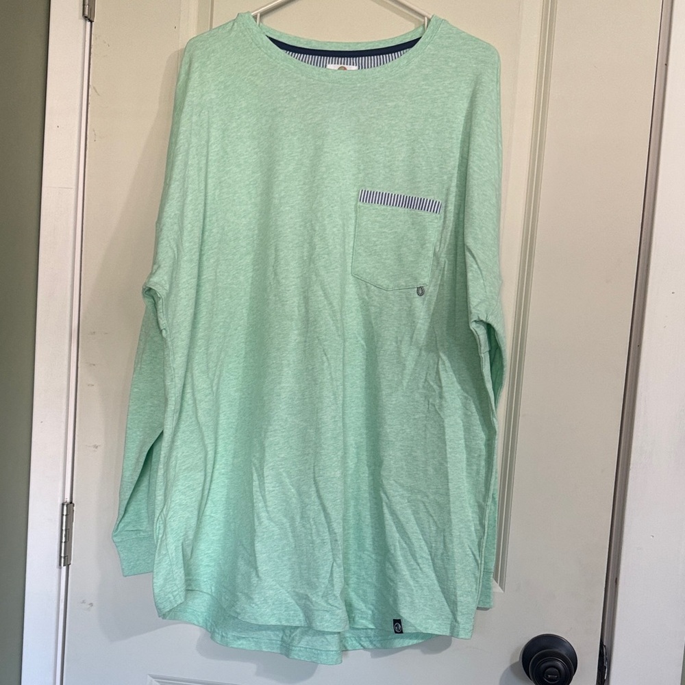 Women’s Mint Green Long-Sleeve Pocket Shirt